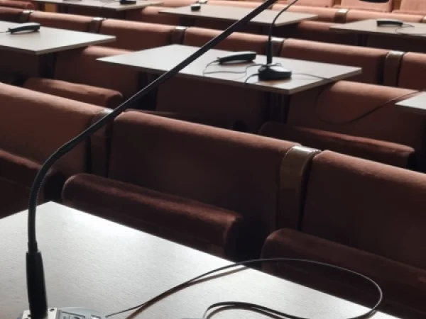 SLEDUJTE VIDEO z tretieho mestského zastupiteľstvo v Šali, 25.6.2026