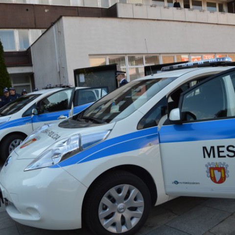  slávnostné odovzdanie elektromobilov pre Mestskú políciu v Šali